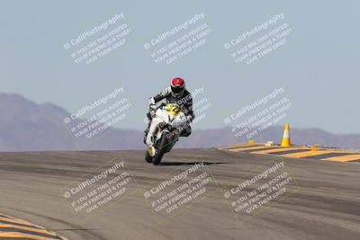 media/Oct-07-2023-CVMA (Sat) [[f84d08e330]]/Race 5 Amatuer Formula Middleweight/